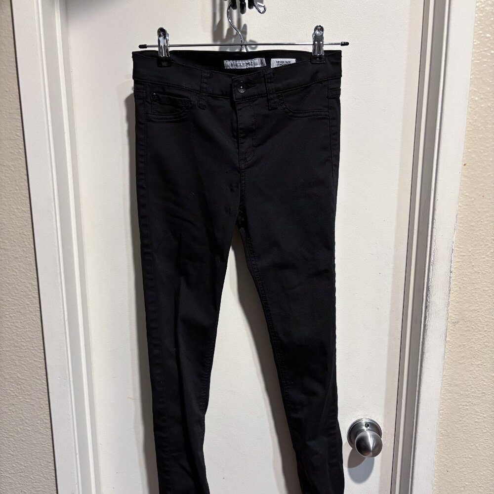 Black Never Fade Stingerette Skinny Jegging